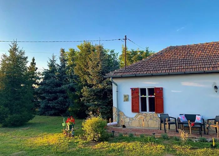 Tiszai Fenyves Apartman