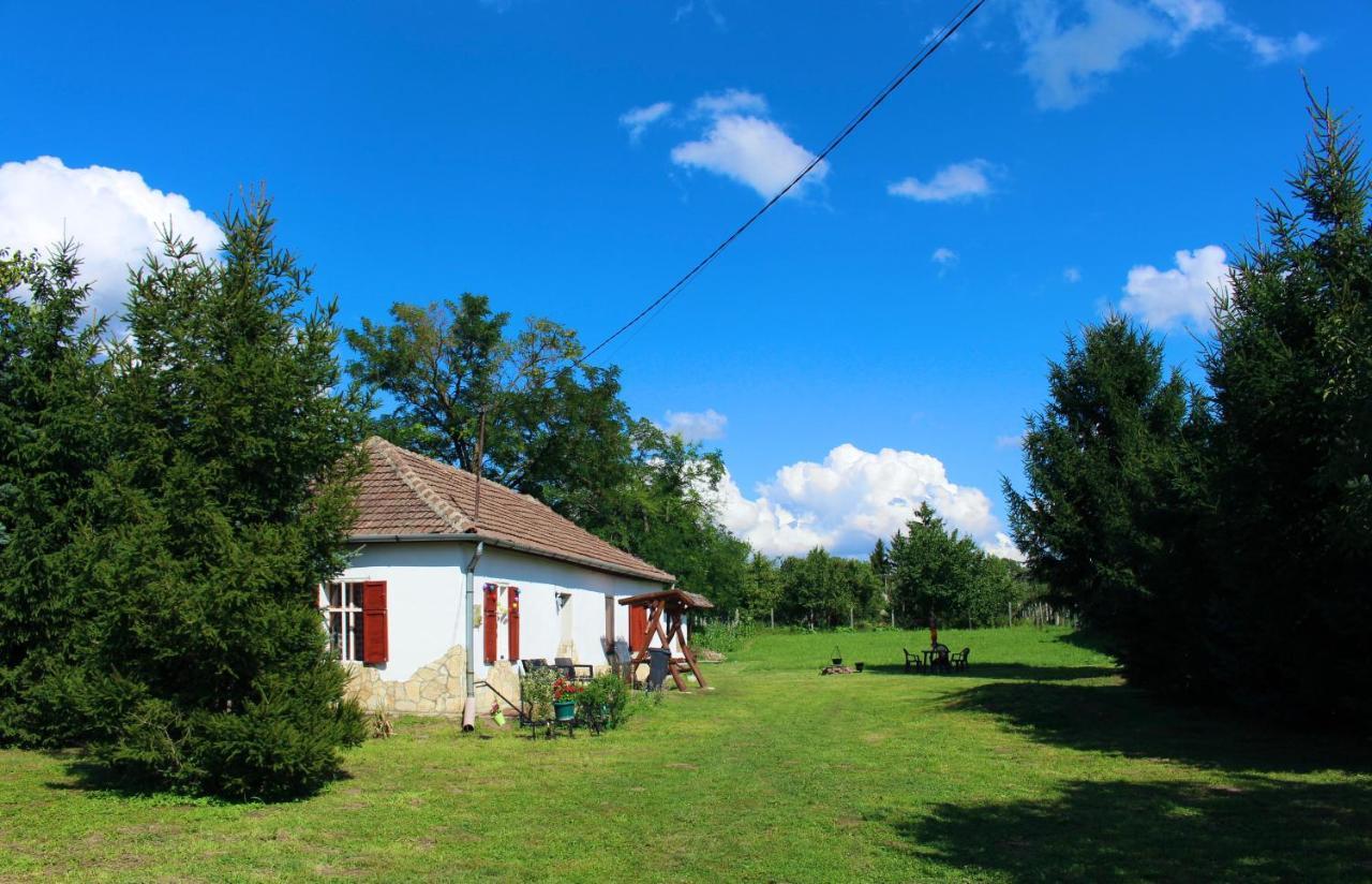 Tiszai Fenyves Tiszadorogma