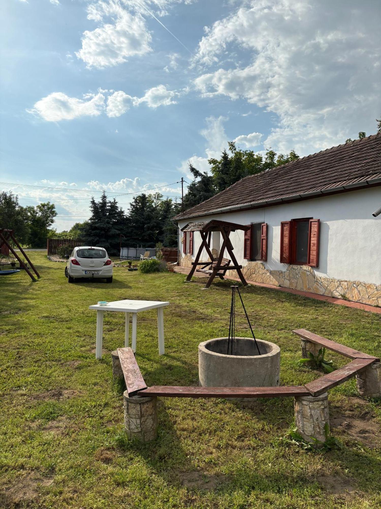 Tiszai Fenyves Apartmán